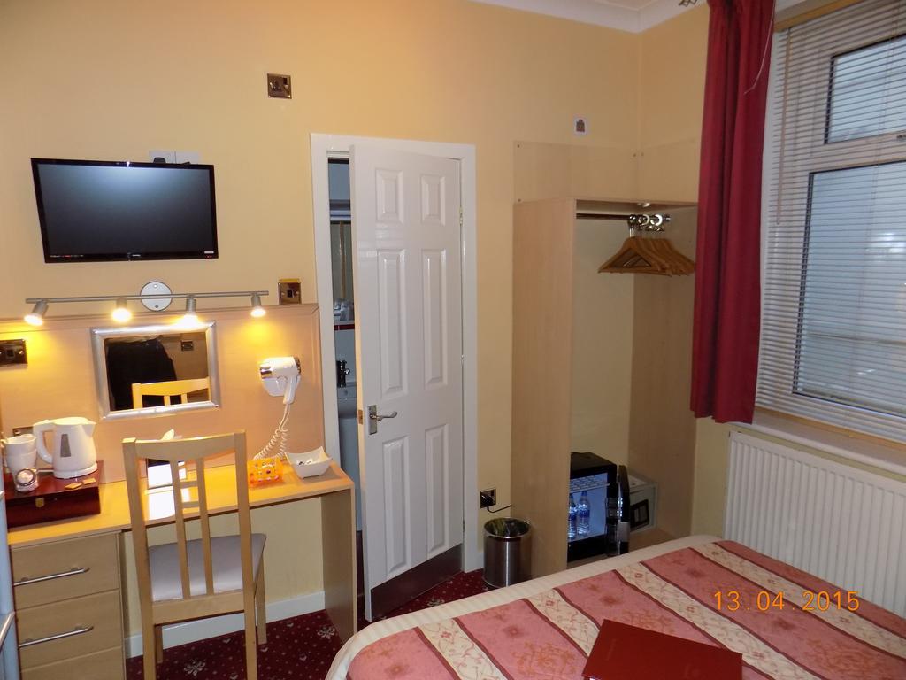 The Norwood Bed & Breakfast Blackpool Room photo